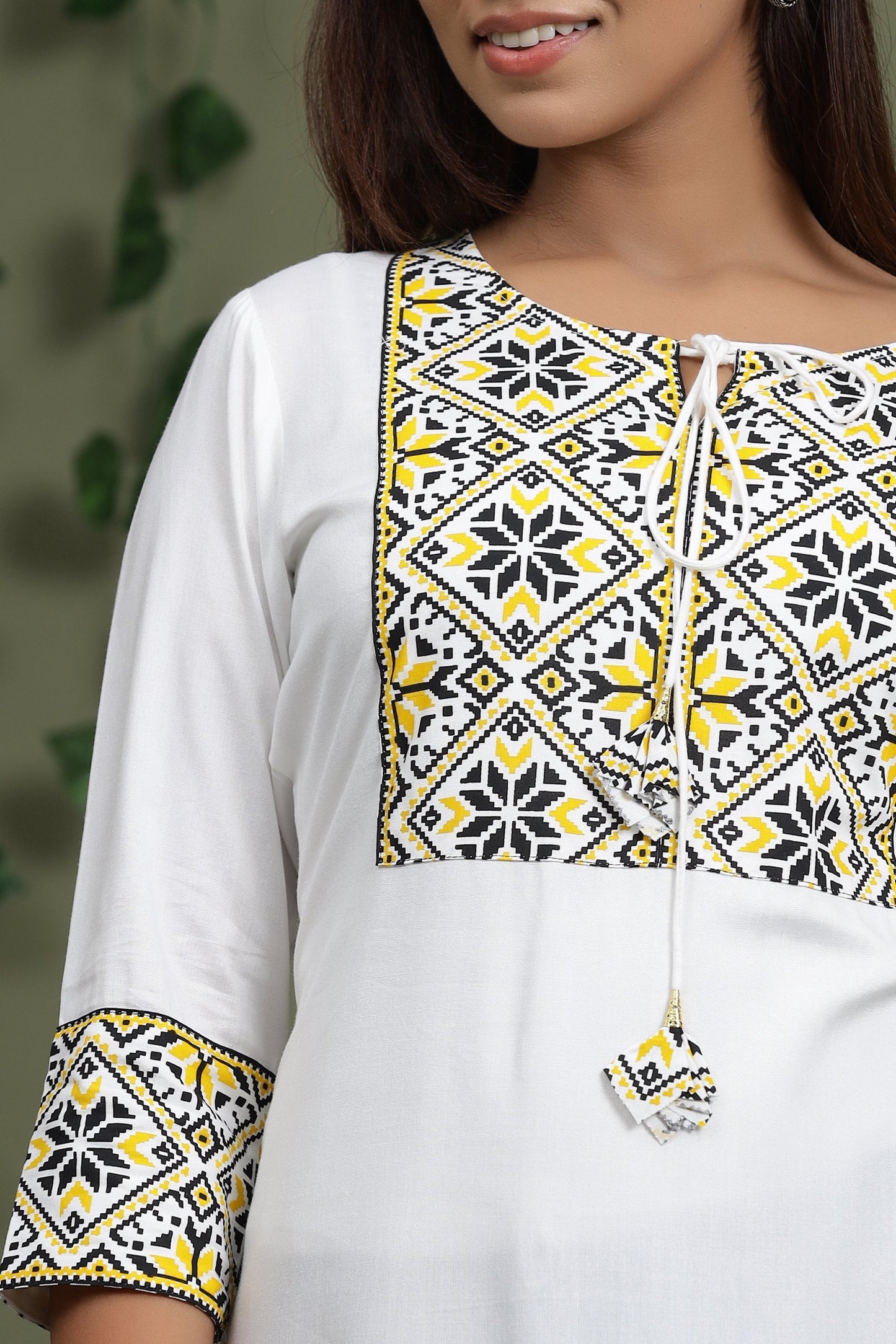 Women's White Solid Printed Kurta