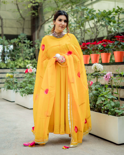 Women's Yellow Organza Handpainted Suit Set