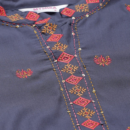 Women's Grey Rayon Printed 3/4 Sleeve Collar Casual Kurta Only