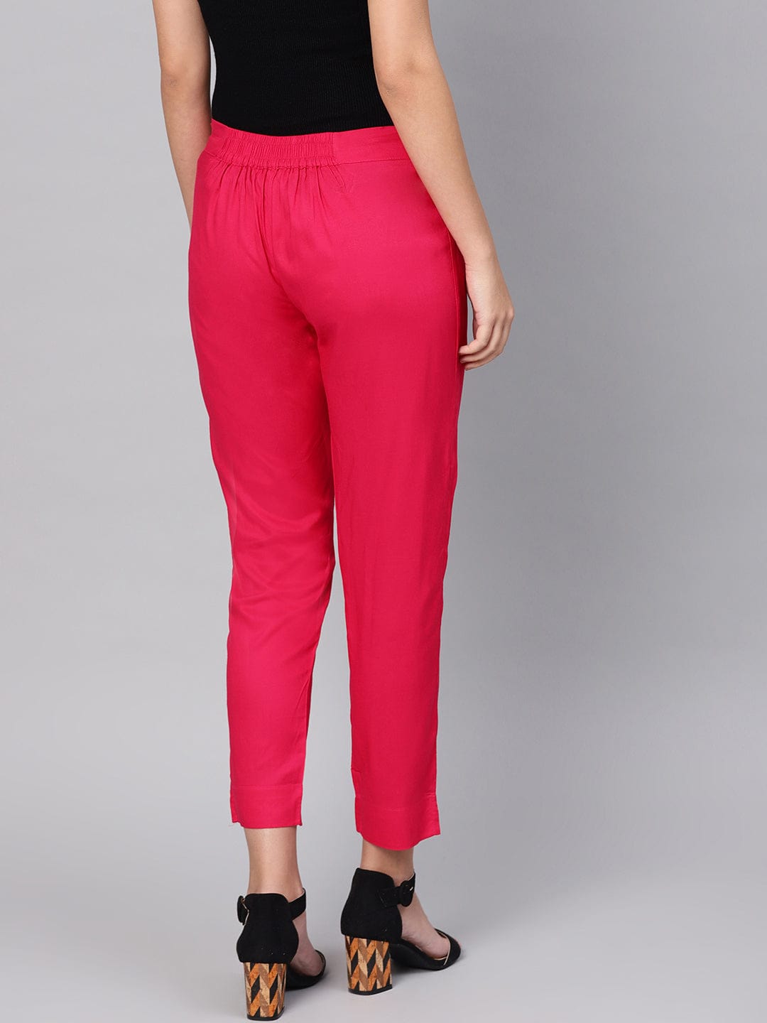 Women's Fuchsia Solid Regular Trousers