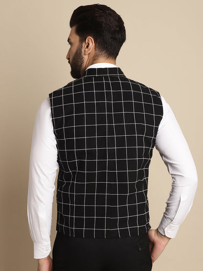Men's Wool Waistcoat With Notched Lapel