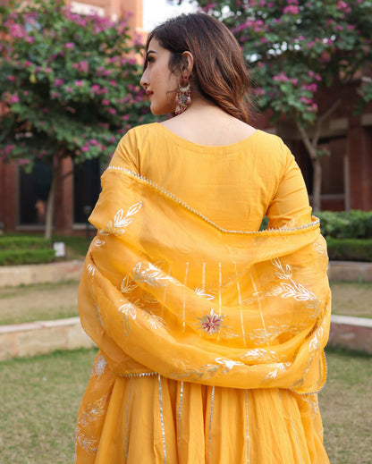 Women's Yellow Popcorn Gotapatti Suit Set