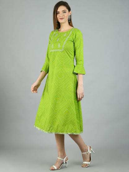 Women's Green Cotton Printed 3/4 Sleeve Round Neck Casual Dress