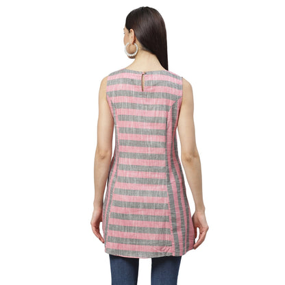 Women's Multicolor Cotton Check Sleeveless Round Neck Casual Top