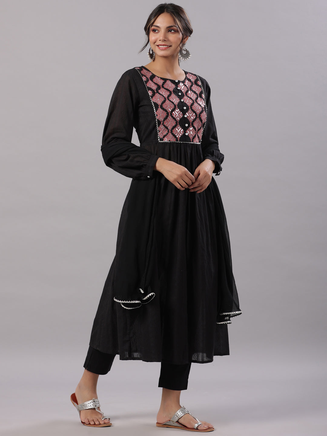 Color_Black