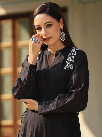 Color_Black