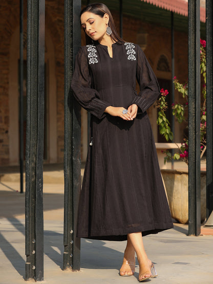 Color_Black
