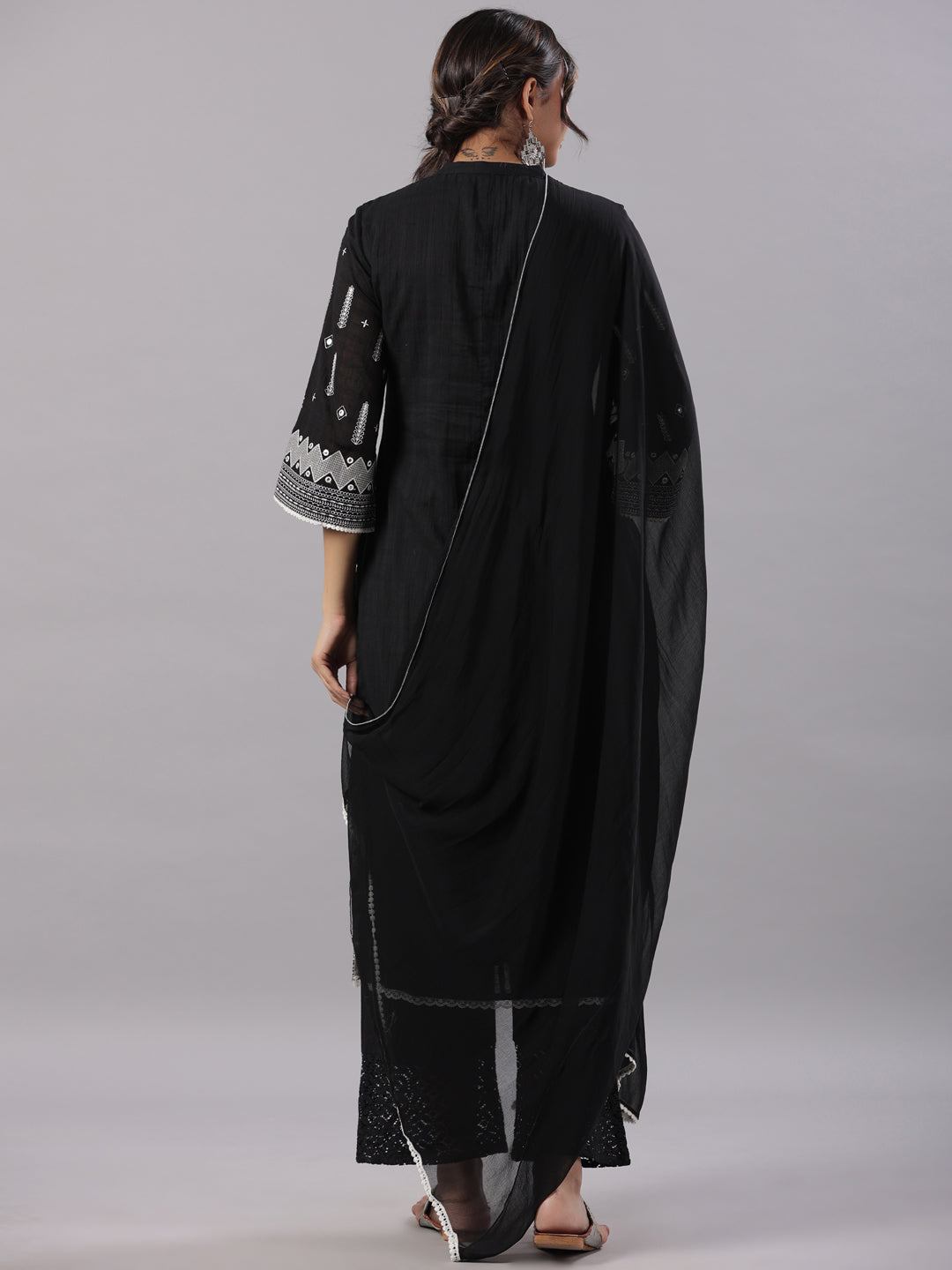Color_Black