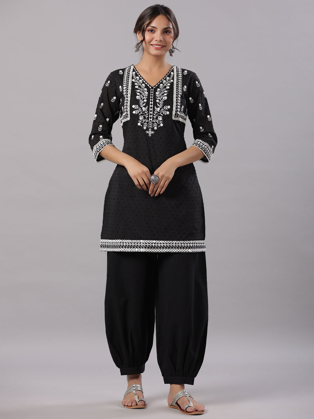 Color_Black