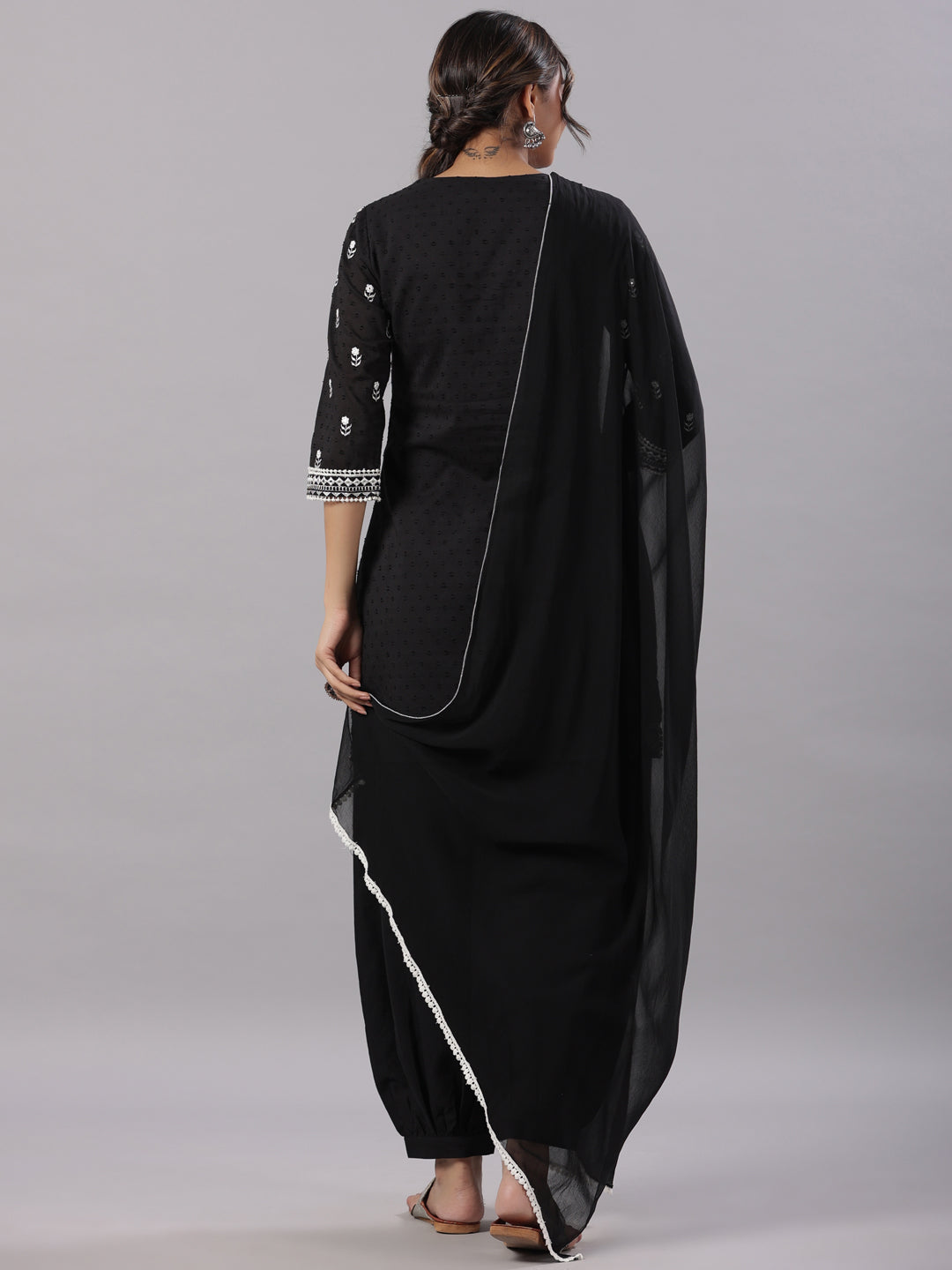 Color_Black