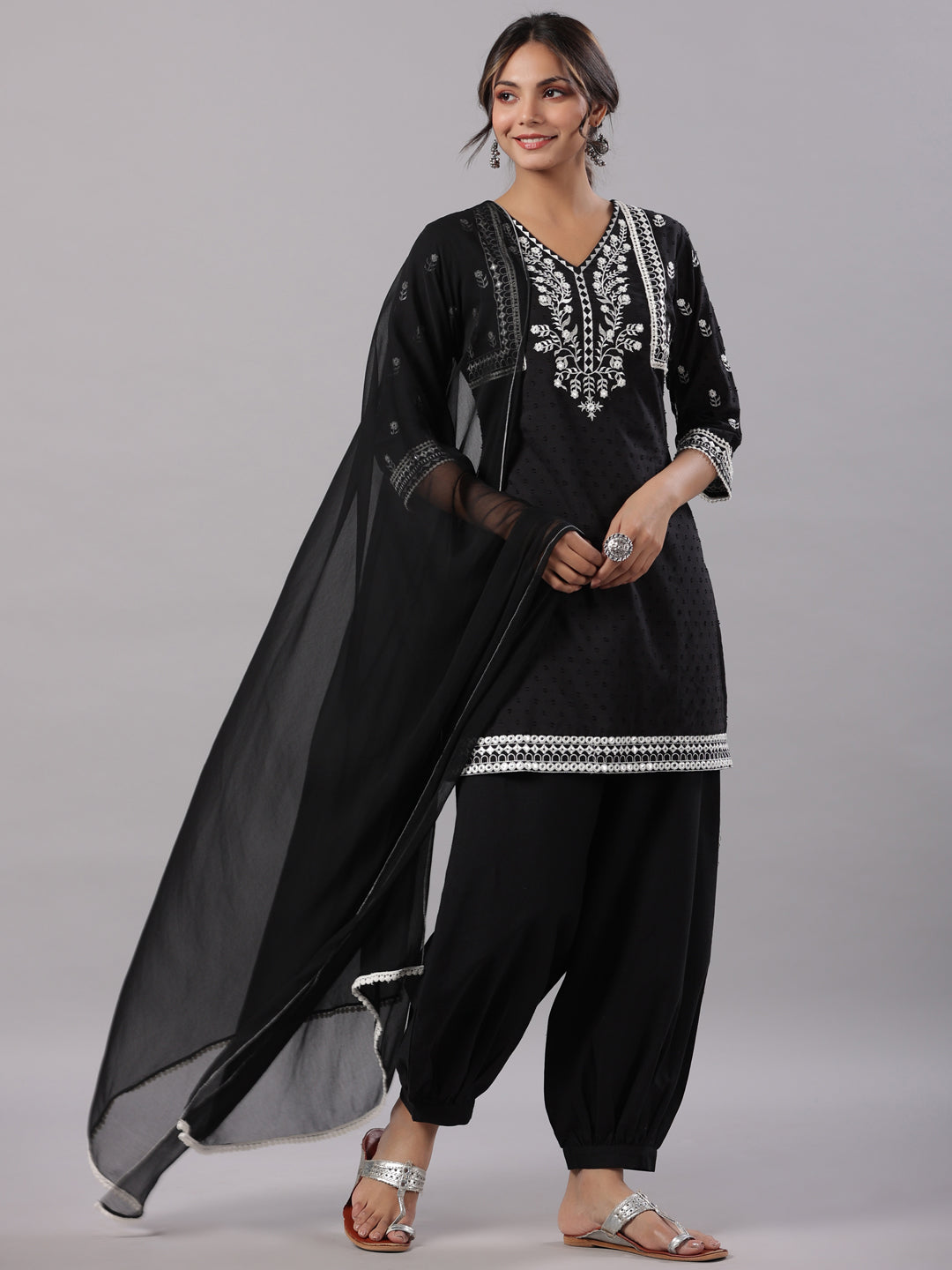 Color_Black