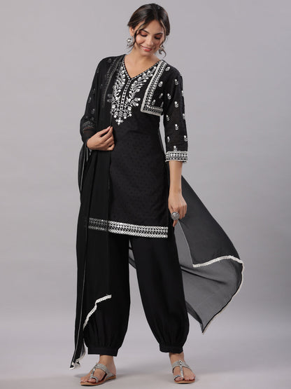 Color_Black