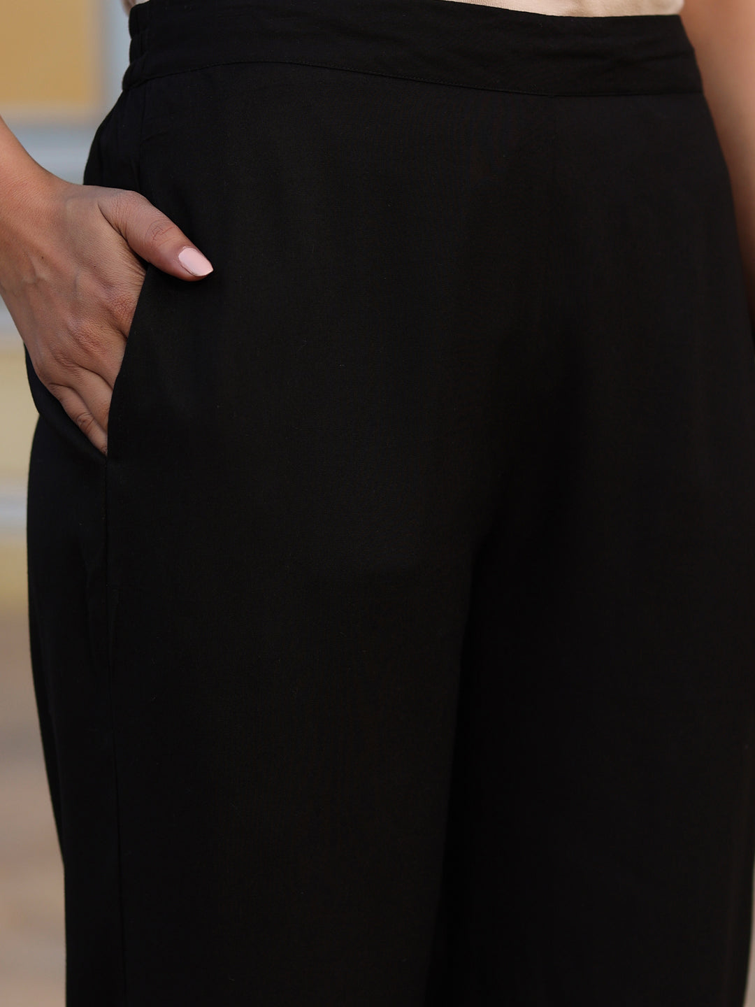 Color_Black