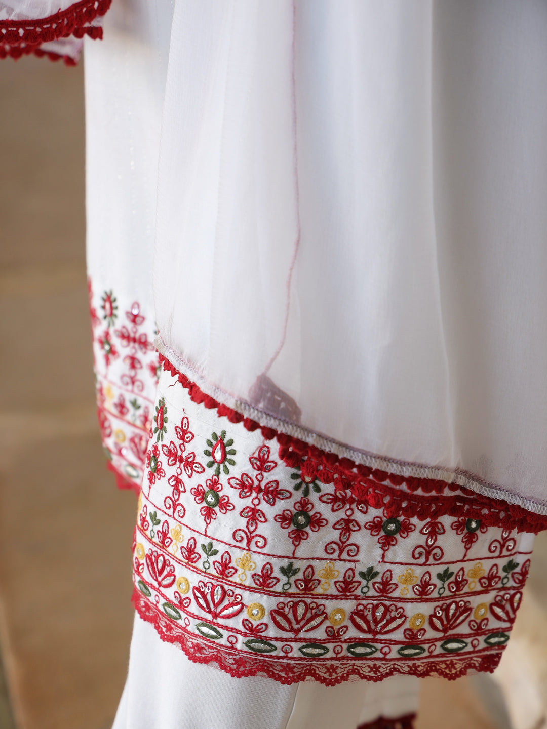 Color_White