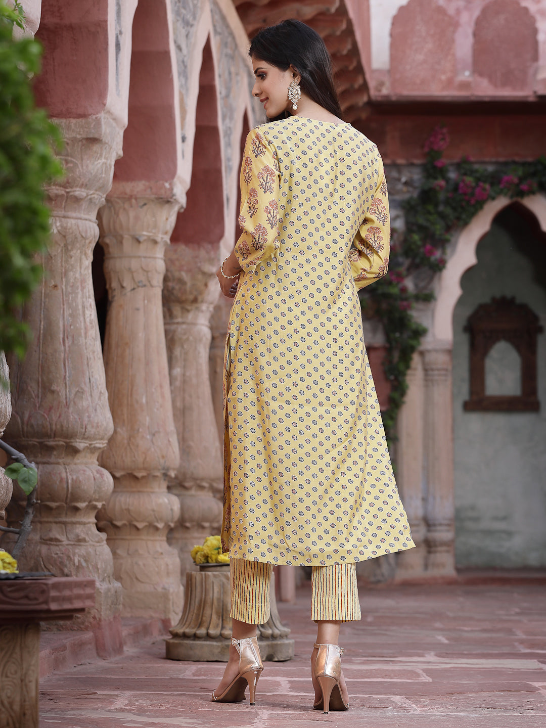 Color_Mustard