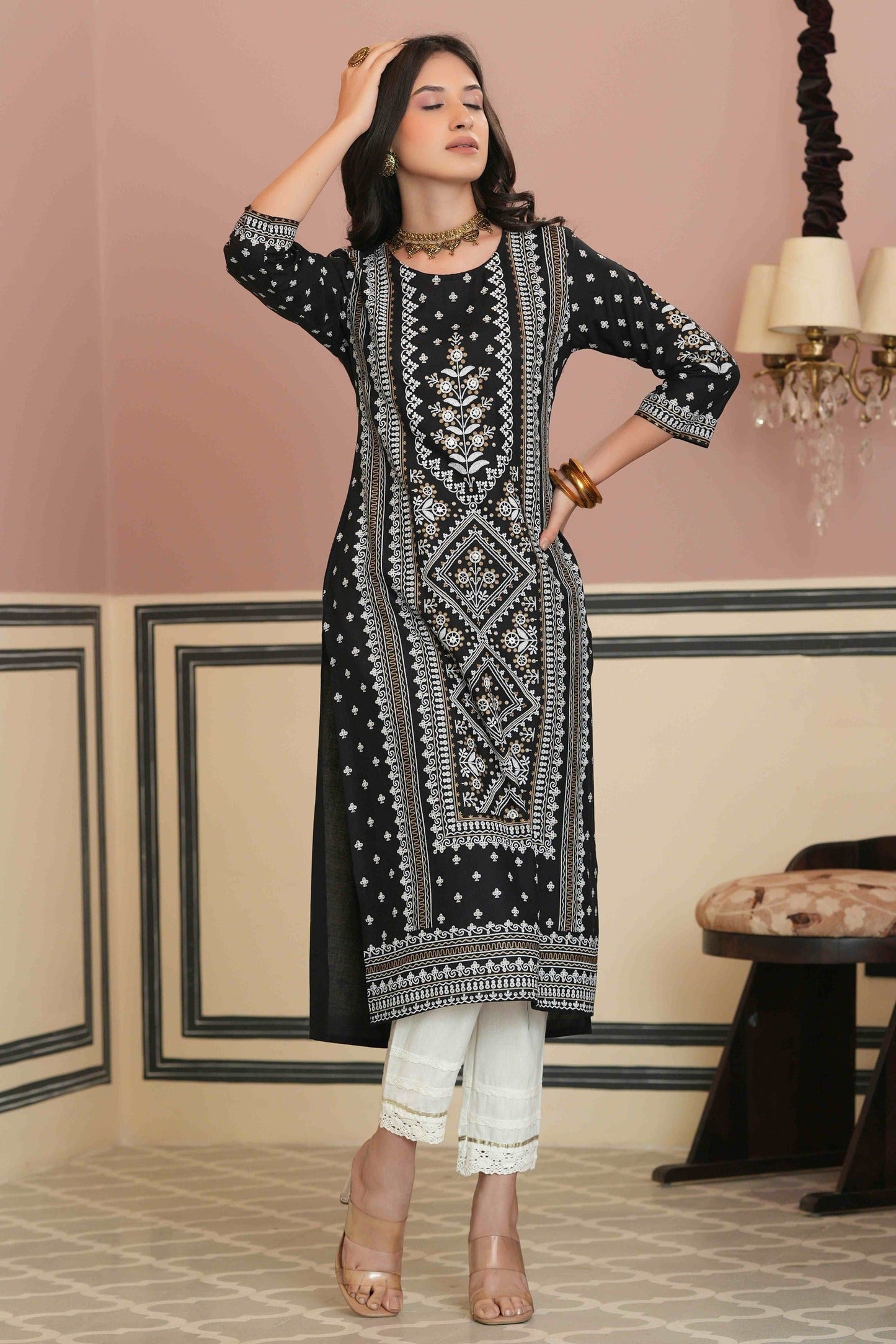 Women's  Black Rayon Plaement Printed Straight Kurta