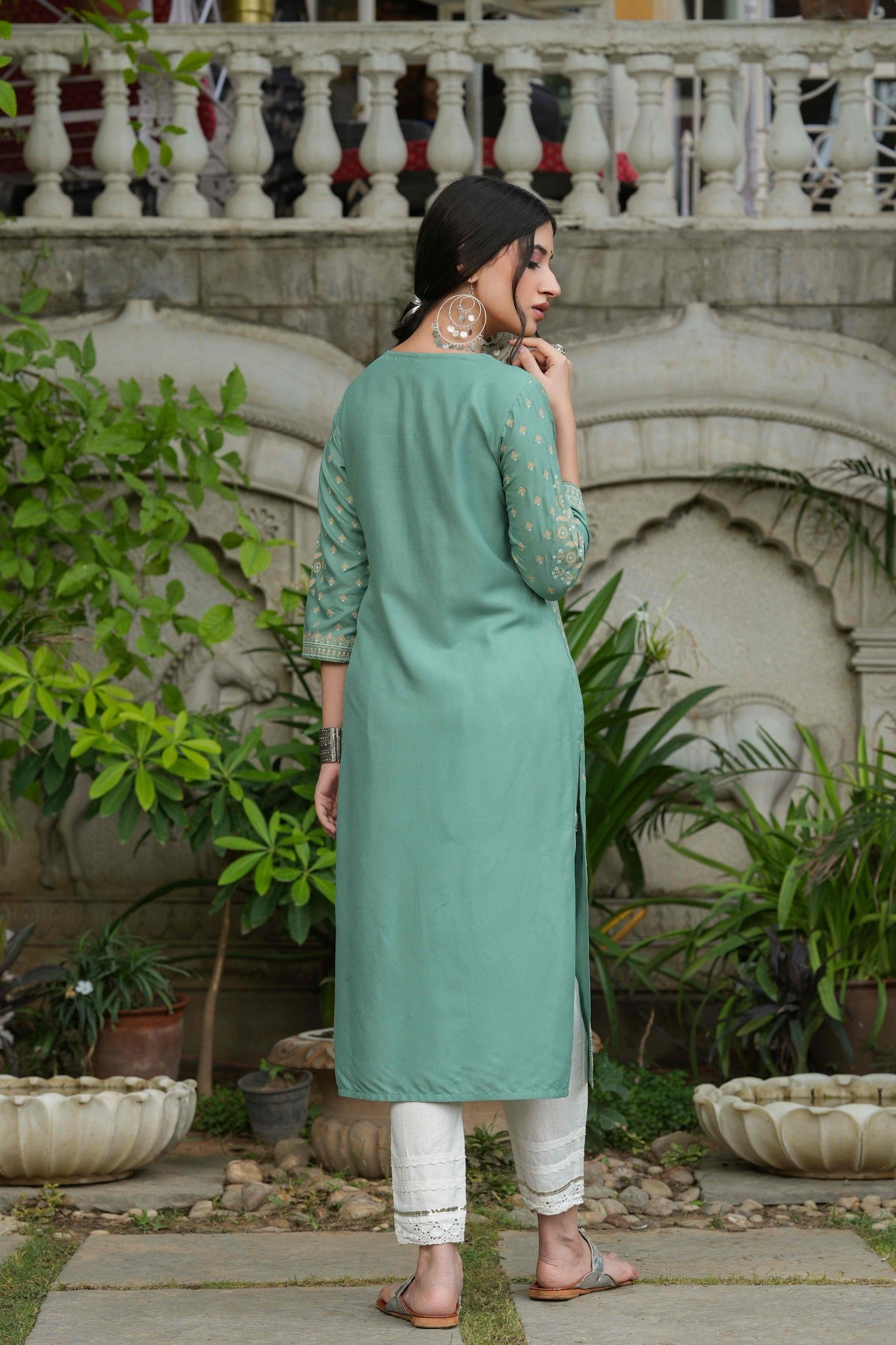 Women's  Sagegreen  Rayon Plaement Printed Straight Kurta