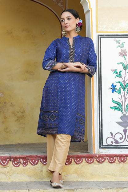 Women's  Indigo Rayon Placement Printed Straight Kurta