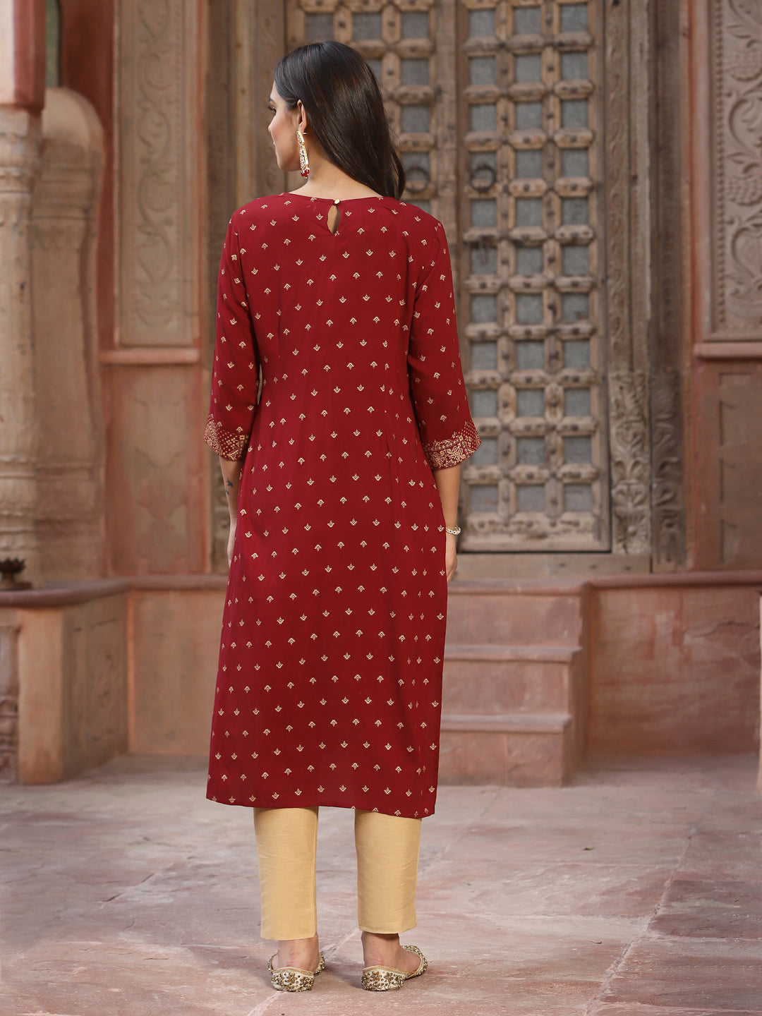 Color_Maroon