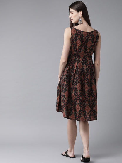 Women's  Black & Maroon Printed A-Line Dress