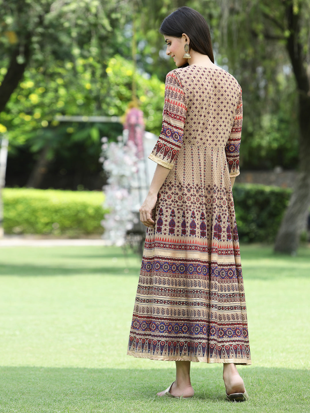Color_Brown