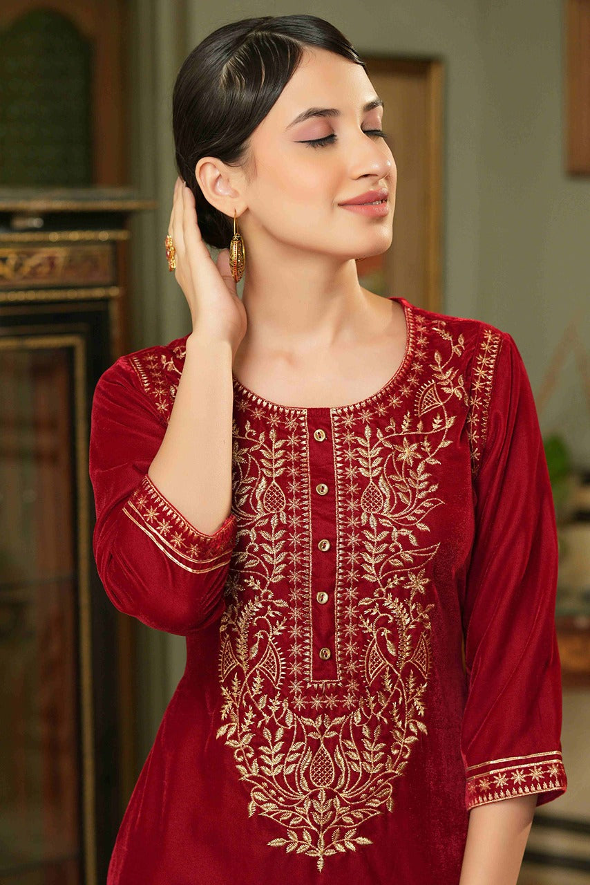 Women's Maroon Velvet Festive Solid Straight Kurta