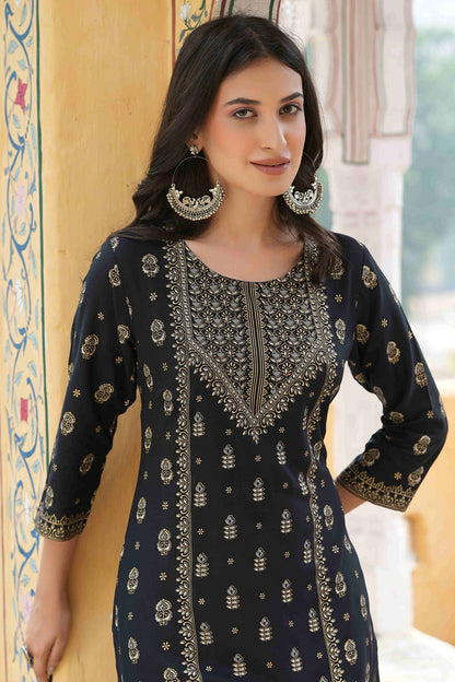 Women's  Black Rayon Foil Printed Kurta