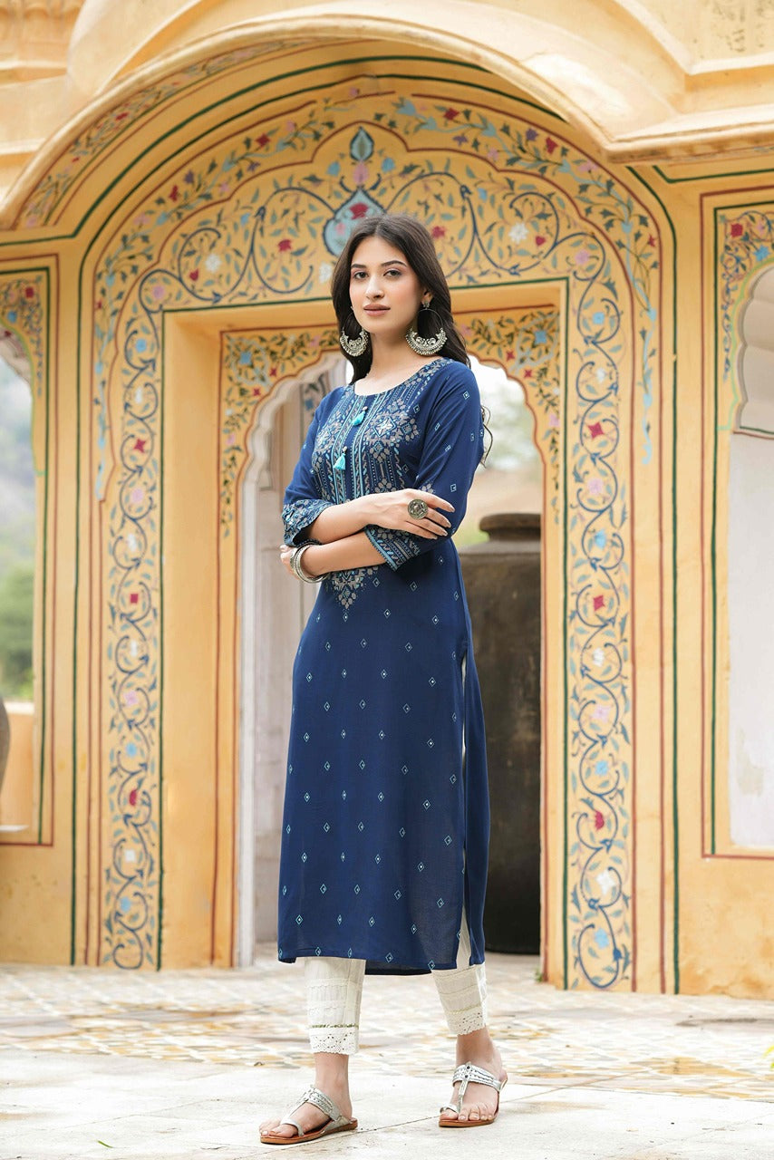 Women's  Blue Rayon Placement Printed Straight Kurta