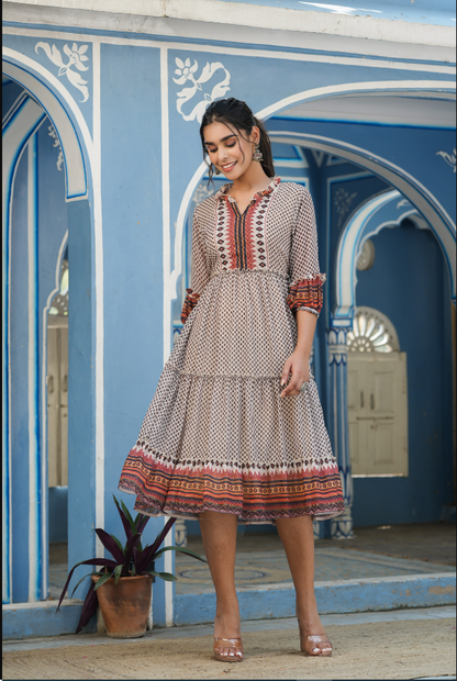 Women's Ivory Georgette Printed Tiered Dress