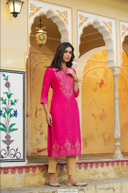 Women's Fuchsia Shanton Printed Straight Kurta