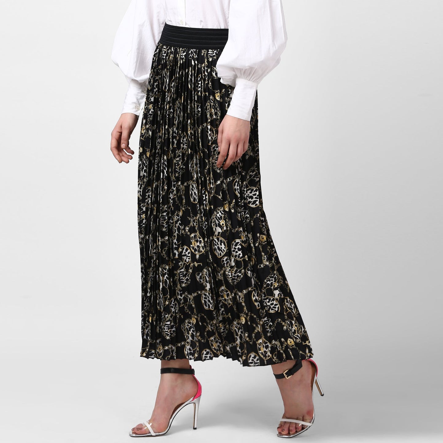 Women's Black Chain Print Pleated Skirt