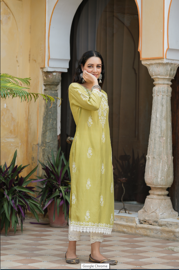 Women's Green Shanton Printed Straight Kurta
