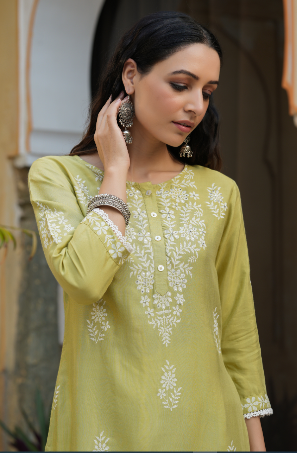 Women's Green Shanton Printed Straight Kurta
