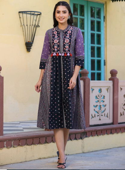 Women's Lavender  Printed Embroidered Flared Dress