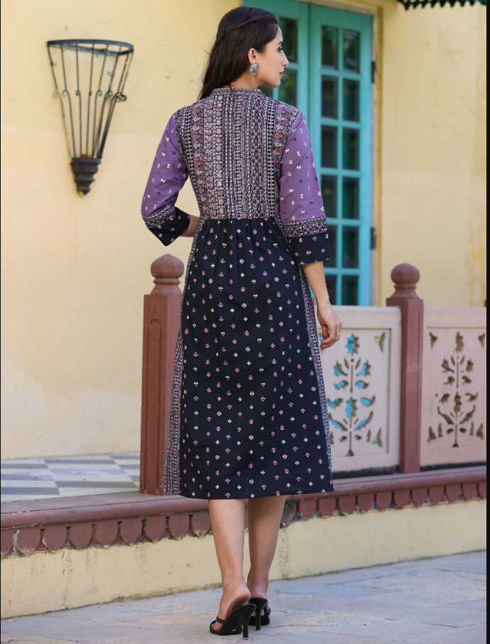 Women's Lavender  Printed Embroidered Flared Dress