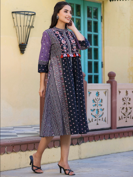 Women's Lavender  Printed Embroidered Flared Dress
