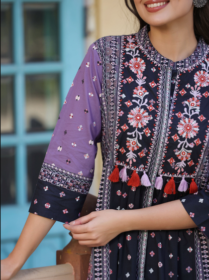 Women's Lavender  Printed Embroidered Flared Dress