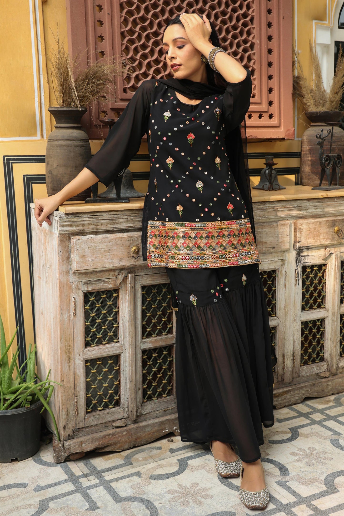 Color_Black