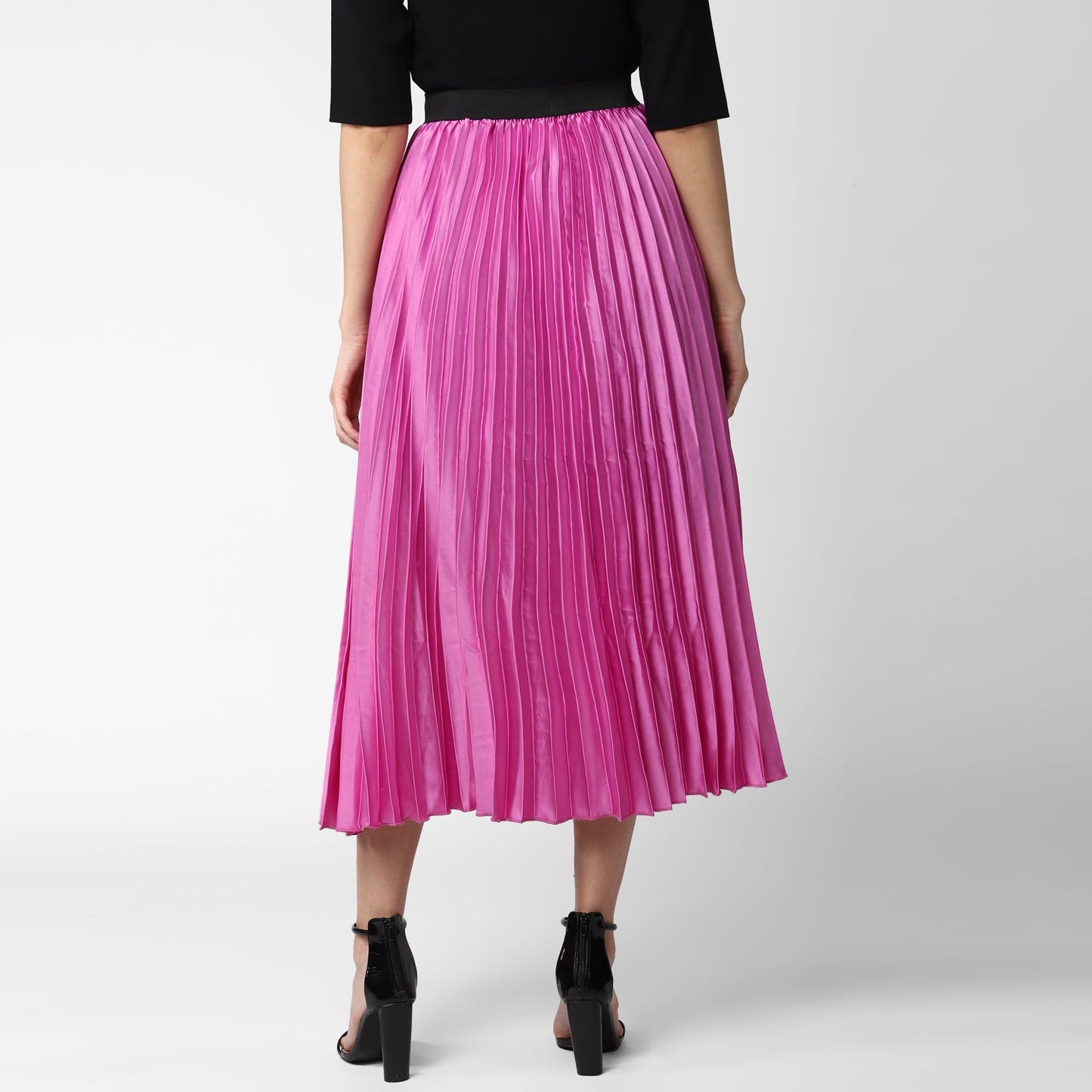 Women's Lavender Satin Pleated Skirt
