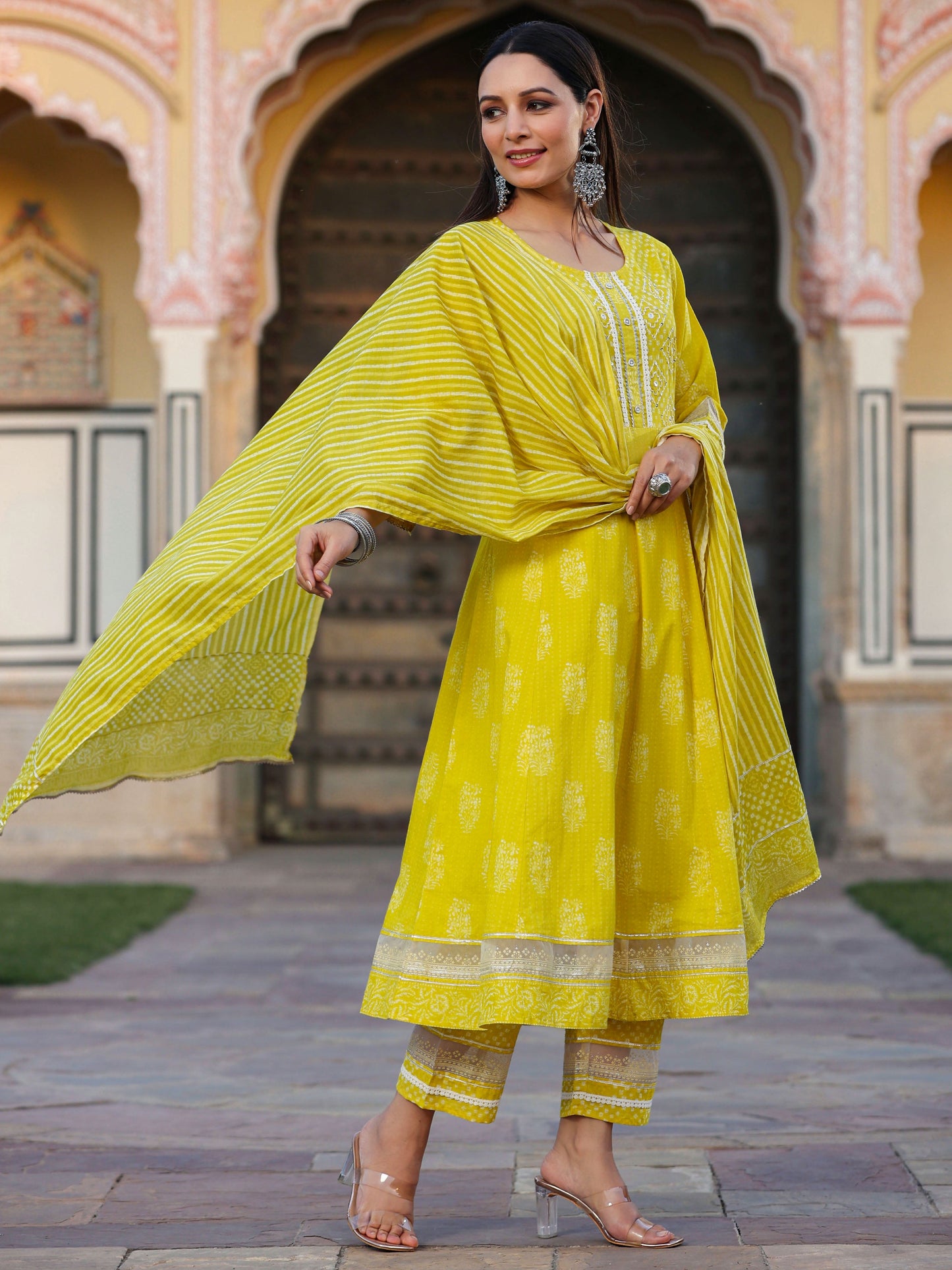 Color_Yellow