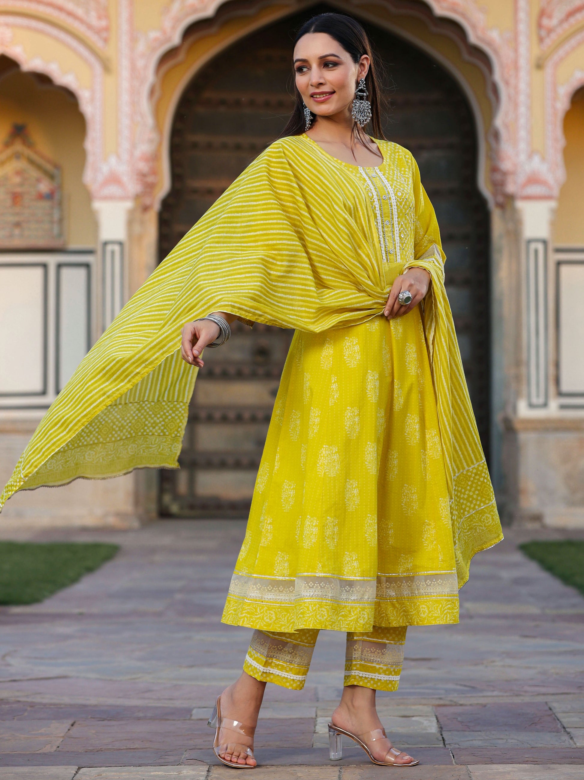 Color_Yellow