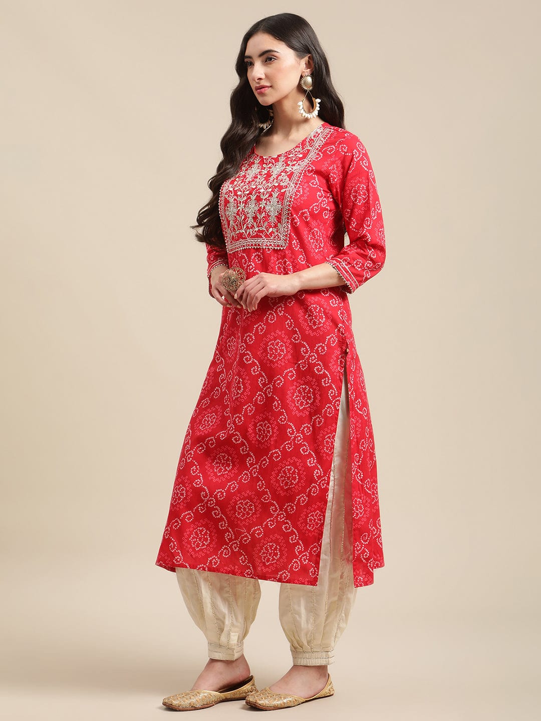Women's Red And White Bandhej Printed Zari Embroidered Straight Kurta