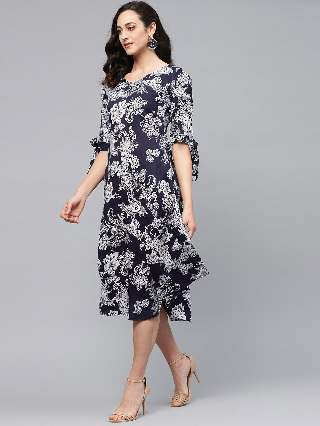 Women Navy Blue Printed Dress by Myshka (