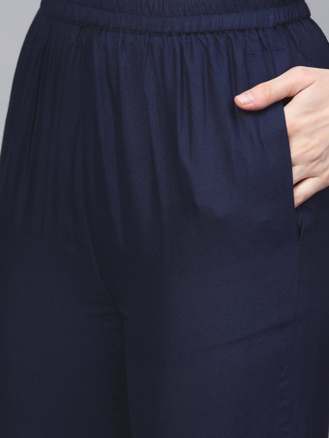Women's Blue Cotton Solid Full Sleeve Round Neck Casual Kurta Pant Set