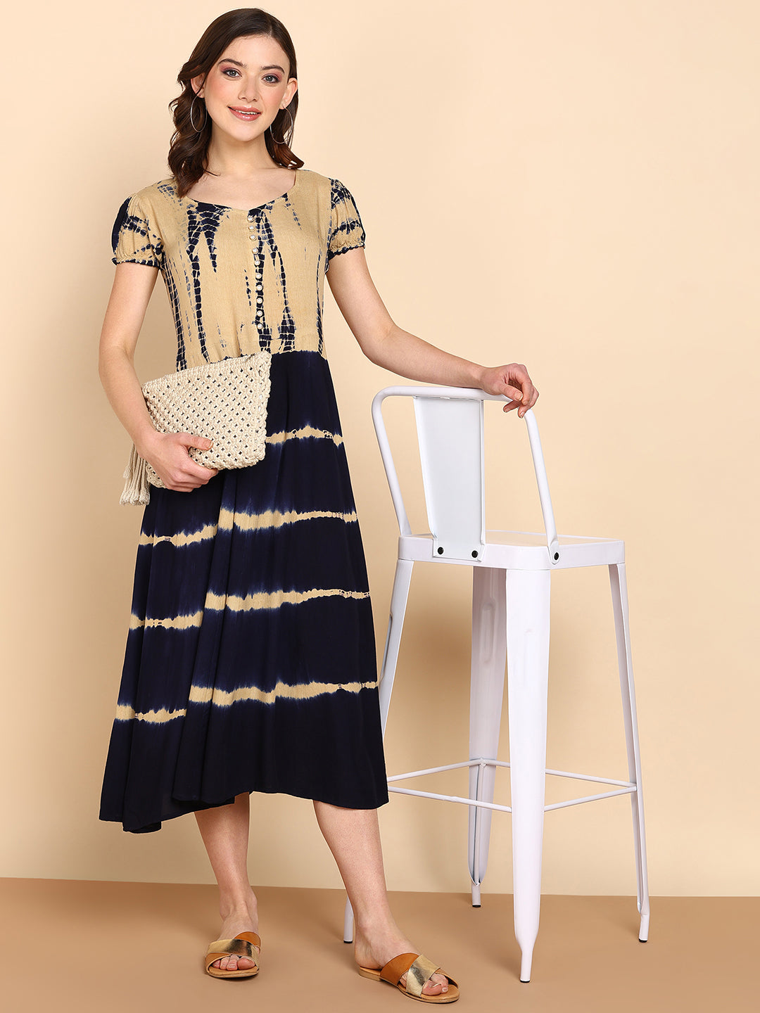 Color_Beige