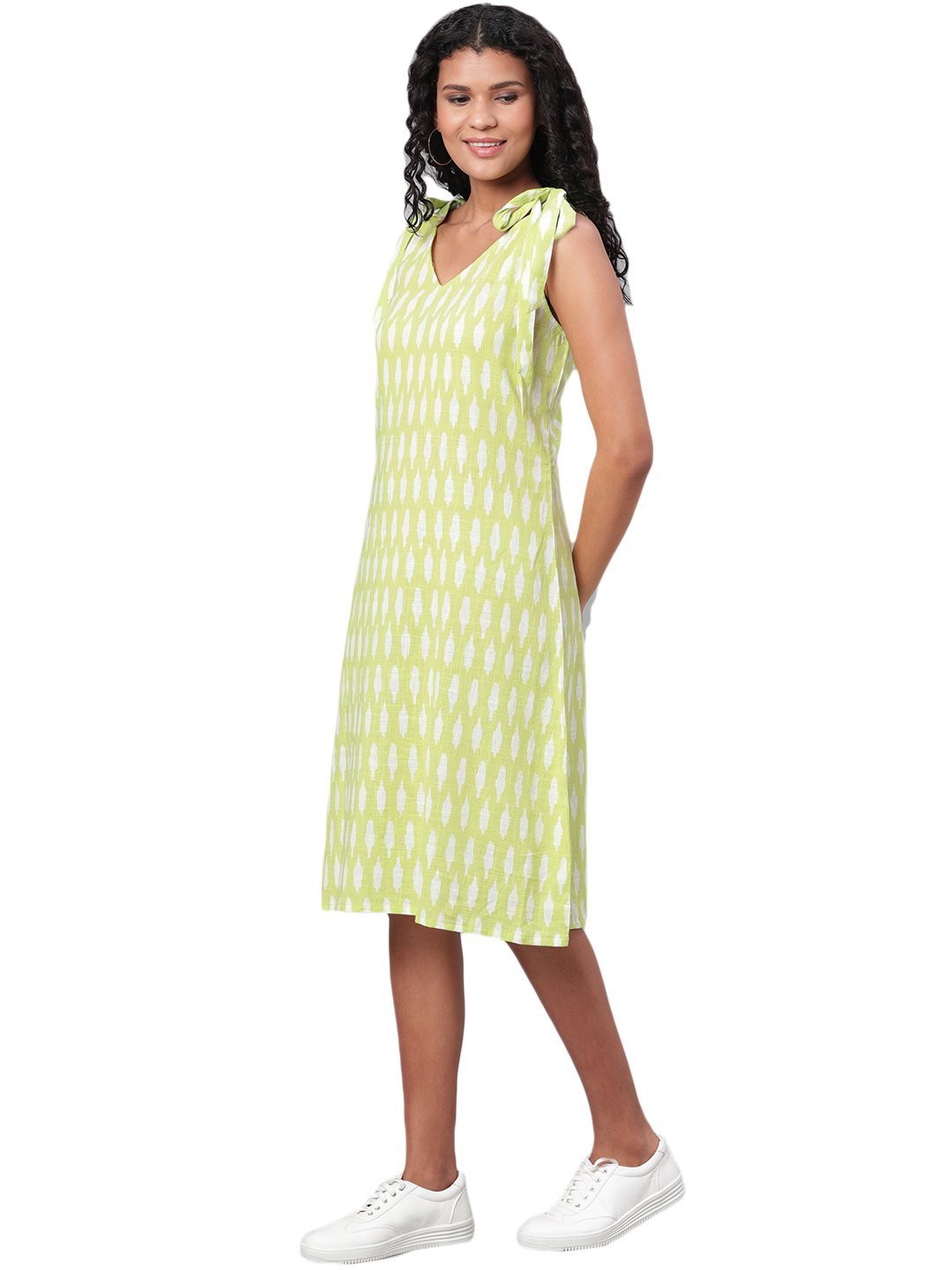 Women's Green Printed Sleeveless Cotton Slub V Neck Casual Dress