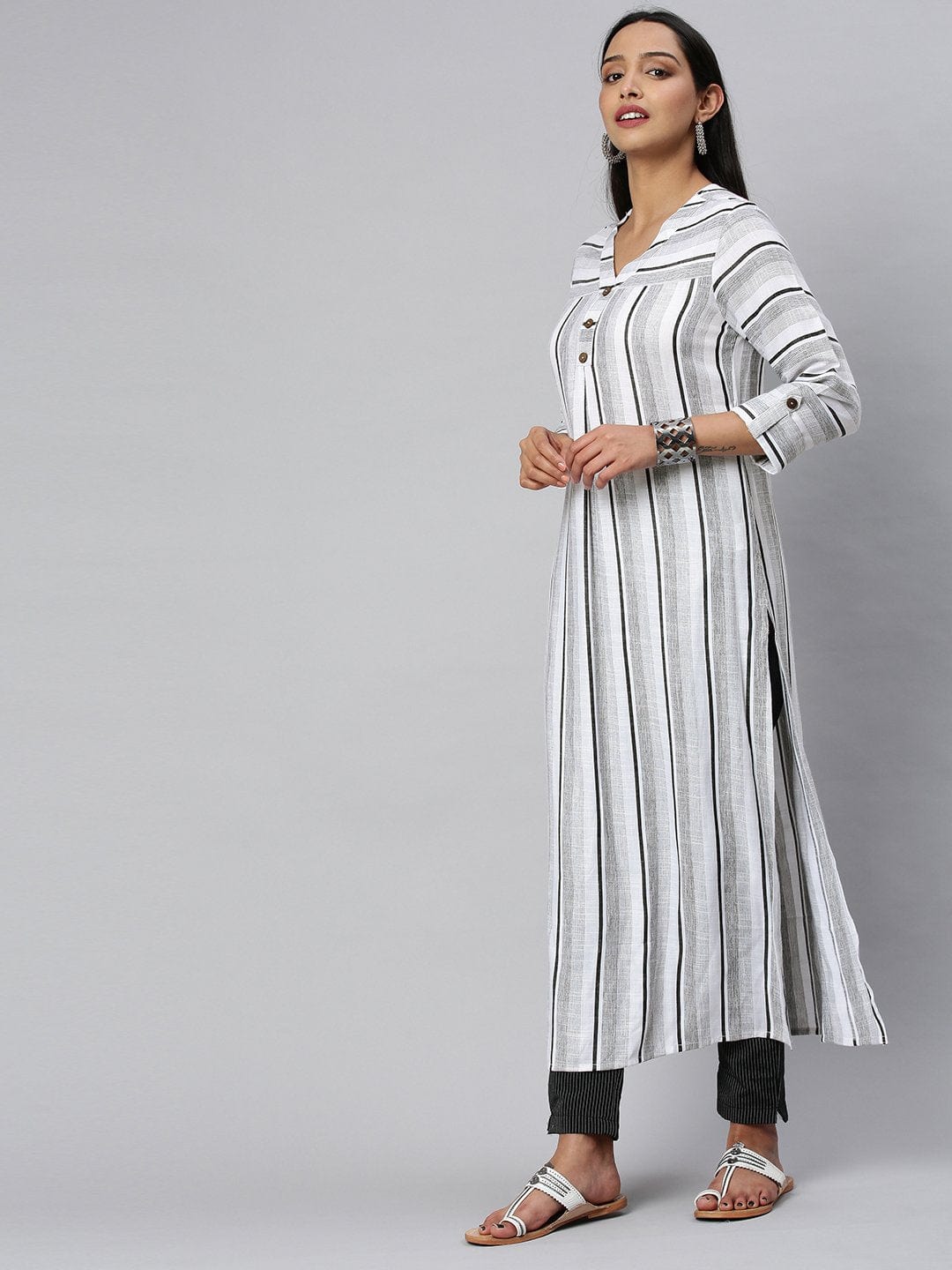 Women's KSUT White And Black Stripe Woven Kurta With 3/4Th Sleeves
