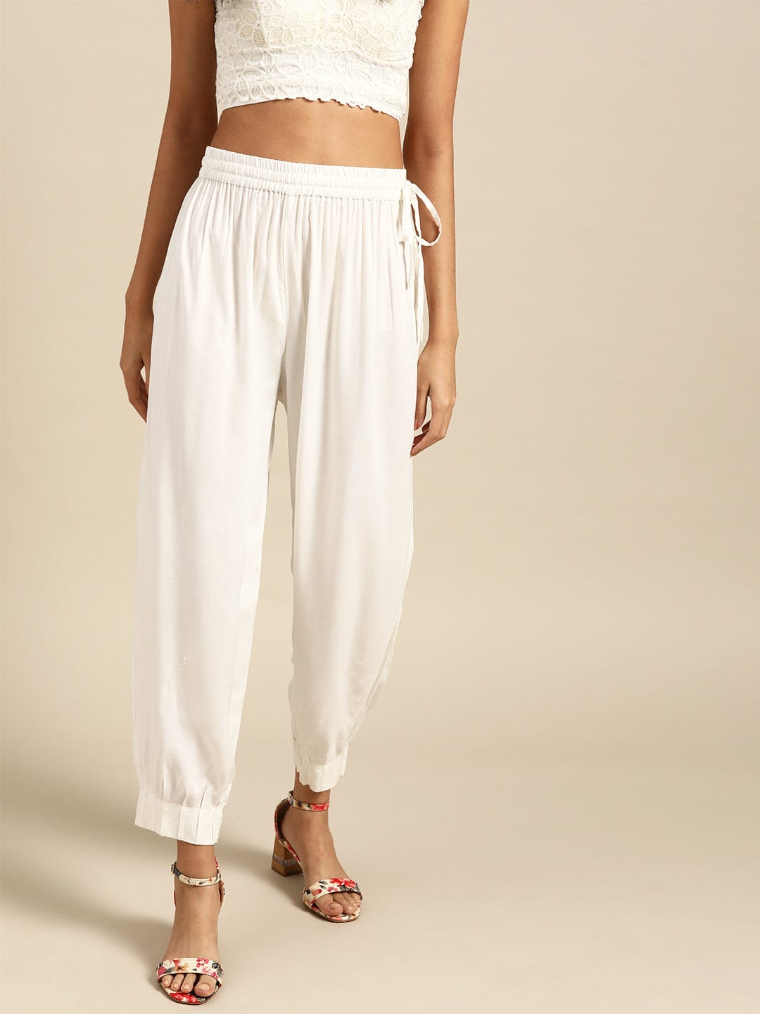Women's White Loose Fit Solid Regular Trousers