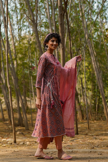 Women's Peach Cambric & Cotton Flex Printed A-Line Kurta Pant Dupatta Set