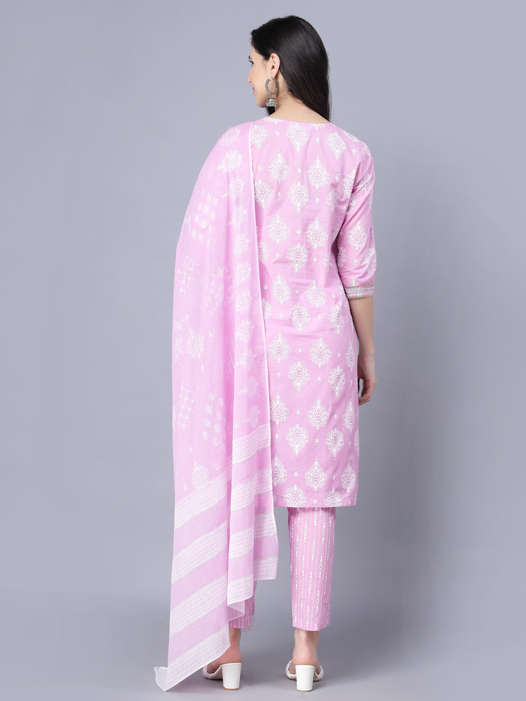 Color_Pink